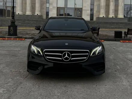 Mercedes-Benz E 220 2019 года за 13 000 000 тг. в Петропавловск – фото 4