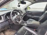 Toyota Highlander 2014 годаүшін14 500 000 тг. в Петропавловск – фото 5