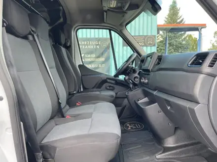 Renault  Master 2023 года за 10 500 000 тг. в Алматы – фото 17
