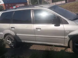 Mitsubishi Space Wagon