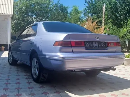 Toyota Camry 1997 года за 4 600 000 тг. в Шымкент – фото 3