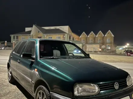 Volkswagen Golf 1995 года за 2 100 000 тг. в Караганда