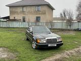 Mercedes-Benz E 220 1993 года за 1 100 000 тг. в Алматы – фото 2