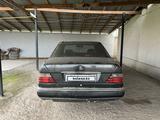 Mercedes-Benz E 220 1993 года за 1 100 000 тг. в Алматы – фото 4