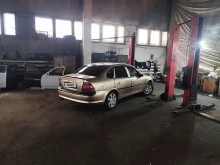 Opel Vectra 1998 года за 1 500 000 тг. в Шымкент – фото 12