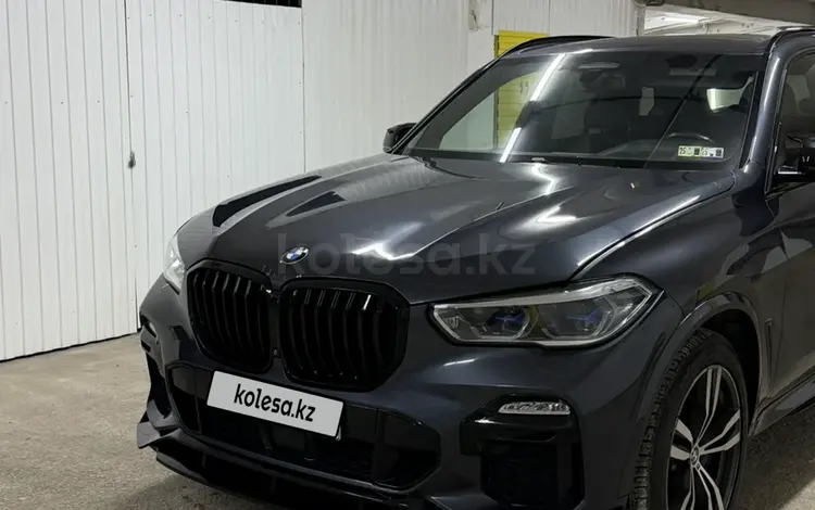 BMW X5 2019 года за 28 000 000 тг. в Астана
