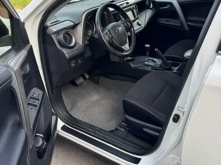 Toyota RAV4 2015 года за 10 000 000 тг. в Алматы – фото 5