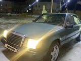 Mercedes-Benz E 230 1989 годаfor950 000 тг. в Кызылорда