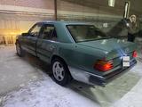 Mercedes-Benz E 230 1989 годаfor950 000 тг. в Кызылорда – фото 4