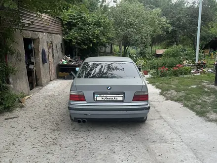 BMW 328 1994 года за 2 000 000 тг. в Алматы – фото 5