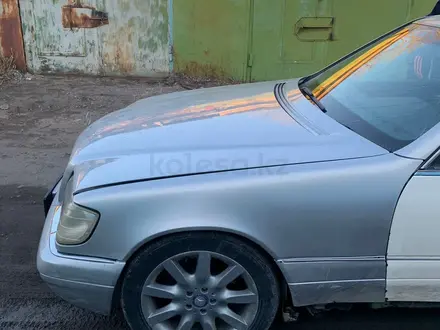 Mercedes-Benz S 500 1997 года за 2 700 000 тг. в Караганда – фото 2