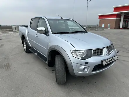 Mitsubishi L200 2013 года за 8 300 000 тг. в Алматы – фото 2