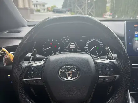 Toyota Avalon 2023 года за 20 000 000 тг. в Алматы – фото 16