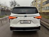 Toyota Sienna 2021 года за 26 900 000 тг. в Алматы – фото 5