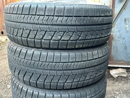 215/60R16 Bridgestone BLIZZAK VRX. за 85 000 тг. в Алматы – фото 3