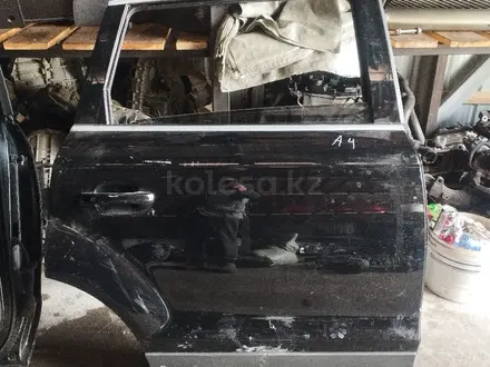 Двери Audi Q7 за 30 000 тг. в Алматы – фото 2