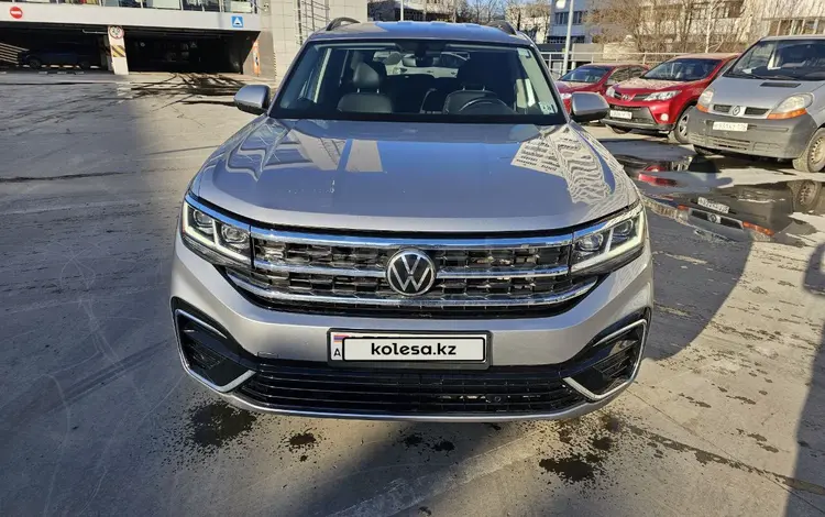 Volkswagen Teramont 2021 года за 26 000 000 тг. в Алматы