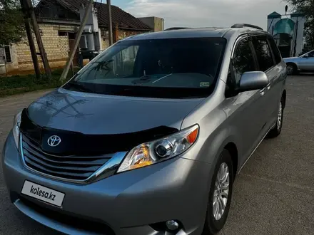 Toyota Sienna 2016 года за 10 500 000 тг. в Уральск – фото 22