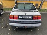 Volkswagen Vento 1993 года за 600 000 тг. в Семей – фото 2