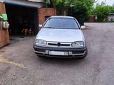 Volkswagen Golf 1994 годаүшін1 900 000 тг. в Караганда