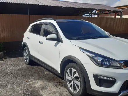 Kia Rio X-Line 2020 года за 7 800 000 тг. в Усть-Каменогорск – фото 4