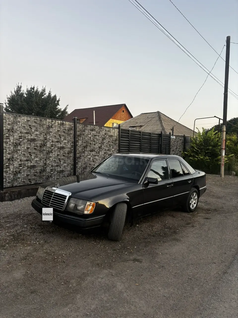 Mercedes-Benz E-Class, 1992