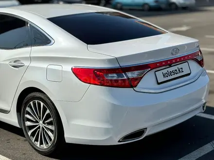 Hyundai Grandeur 2013 года за 8 350 000 тг. в Алматы – фото 10