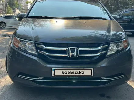 Honda Odyssey 2015 года за 9 600 000 тг. в Алматы – фото 3