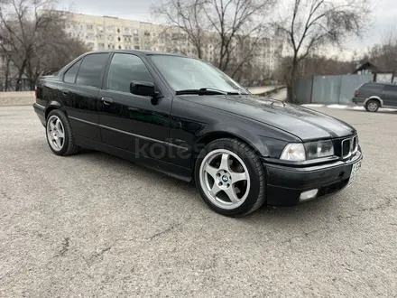 BMW 328 1996 года за 3 500 000 тг. в Алматы – фото 16