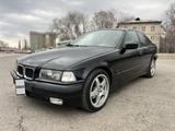 BMW 328 1996 года за 3 500 000 тг. в Алматы – фото 5