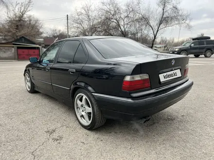 BMW 328 1996 года за 3 500 000 тг. в Алматы – фото 8