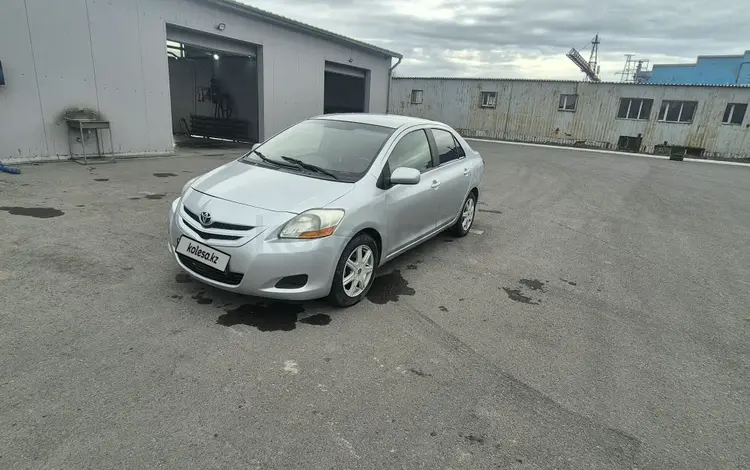 Toyota Yaris 2010 года за 3 800 000 тг. в Караганда