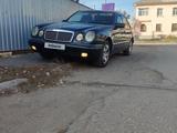 Mercedes-Benz E 290 1998 года за 4 000 000 тг. в Жезказган – фото 2