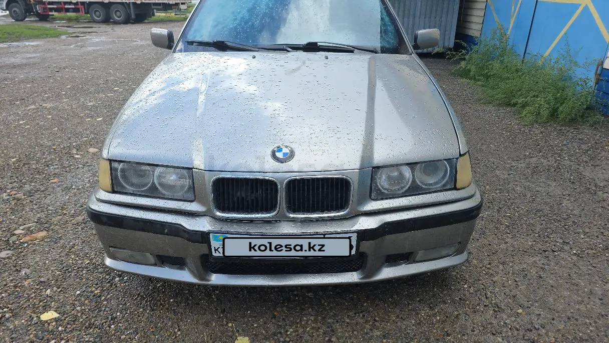 BMW 3 Series, 1993