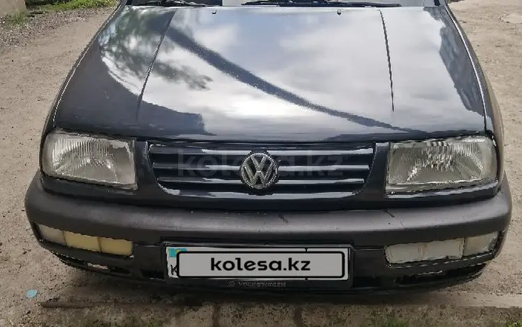 Volkswagen Vento 1994 года за 1 600 000 тг. в Караганда