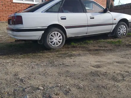 Mazda 626 1987 года за 800 000 тг. в Усть-Каменогорск – фото 2