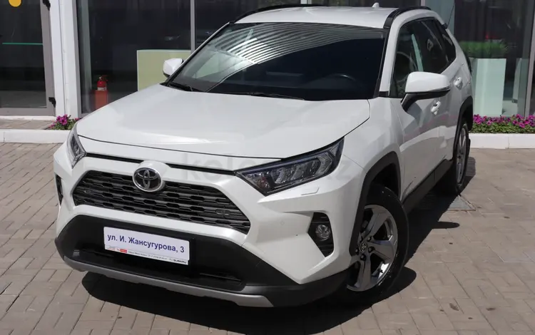 Toyota RAV4 2020 годаfor13 390 000 тг. в Астана