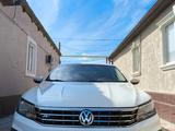 Volkswagen Passat 2017 года за 5 200 000 тг. в Атырау – фото 4