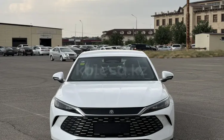 BYD Qin L DM-i 2025 года за 10 300 000 тг. в Шымкент