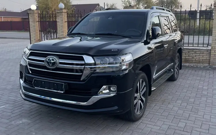 Toyota Land Cruiser 2018 годаүшін43 000 000 тг. в Астана