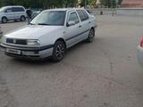 Volkswagen Vento 1993 годаүшін1 600 000 тг. в Семей – фото 2