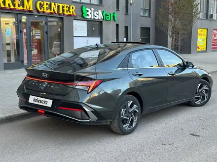 Hyundai Elantra 2023 года за 9 250 000 тг. в Астана – фото 14