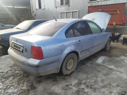 Volkswagen Passat 1997 года за 1 300 000 тг. в Алматы – фото 2
