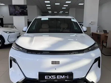 Geely Galaxy EX5 EM-i Pro 2025 года за 11 390 000 тг. в Караганда