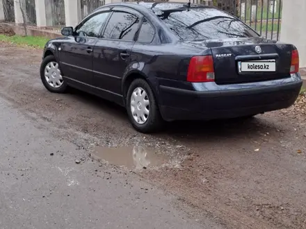 Volkswagen Passat 1996 года за 2 771 764 тг. в Тараз – фото 9