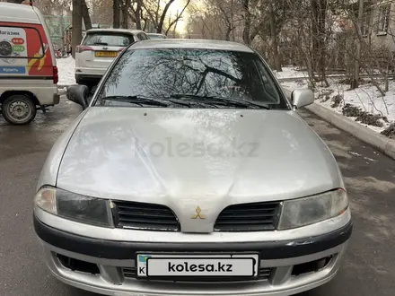 Mitsubishi Carisma 2000 года за 1 650 000 тг. в Алматы – фото 2