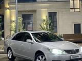 Toyota Camry 2005 года за 4 500 000 тг. в Караганда – фото 2