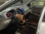 Toyota Camry 2005 года за 4 500 000 тг. в Караганда – фото 5