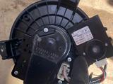 Моторчик печки от правого руля на TOYOTA CAMRY 40 2, 4л за 20 000 тг. в Алматы – фото 3