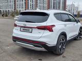 Hyundai Santa Fe 2023 года за 23 200 000 тг. в Астана – фото 4